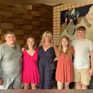 Meet your Posher, Kim